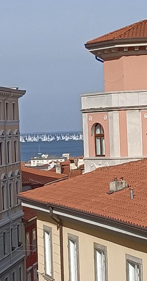 Galleria Sul Mare Триест Екстериор снимка